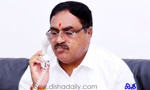 ప్రజలు అప్రమత్తంగా ఉండాలి : మంత్రి ఎర్రబెల్లి