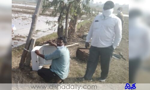 బిల్లులు చెల్లించలేదని రైతులపై విద్యుత్ అధికారుల పెత్తనం