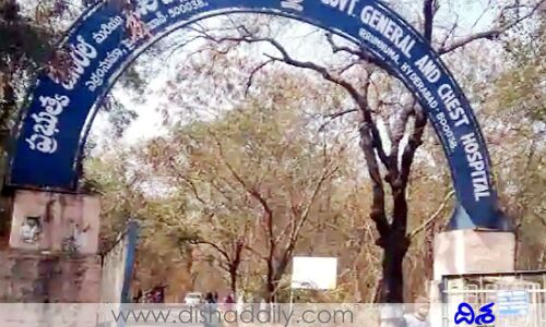 ఎర్రగడ్డ చెస్ట్ ఆస్పత్రిలో కరోనా కల్లోలం