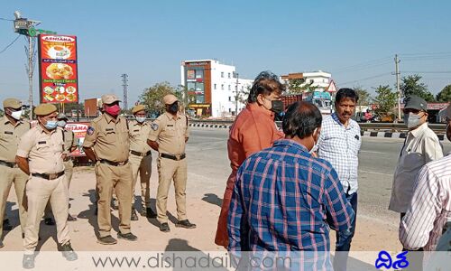 ఉలిక్కిపడ్డ షాద్‌నగర్.. భారీగా అక్రమ నిర్మాణాలు కూల్చివేత
