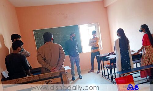 నిబంధనల ఉల్లంఘన: సైలెంట్‌గా తరగతుల నిర్వహణ