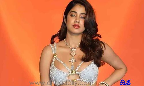 అర్ధరాత్రి స్టార్ క్రికెటర్‌తో జాన్వీ కపూర్.. పిక్స్ వైరల్