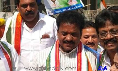 ఉద్యోగుల సమస్యలపై ప్రభుత్వ వైఖరి సరికాదు.. పీసీసీ వర్కింగ్ ప్రెసిడెంట్ 