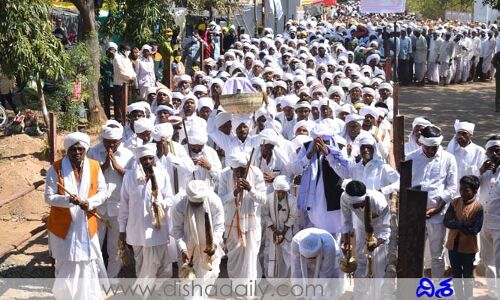 మహా పూజ తో ప్రారంభమైన నాగోబా జాతర