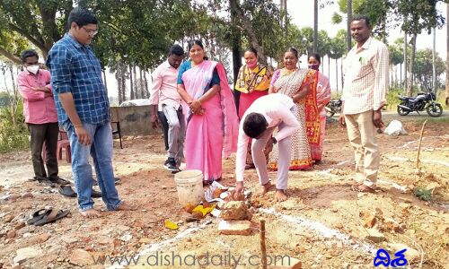 అంగన్వాడి భవన నిర్మాణానికి శంకుస్థాపన