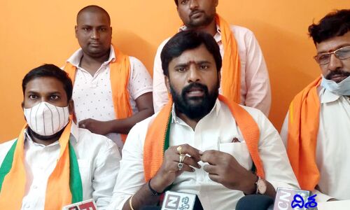 ముఖ్యమంత్రి యశోదా ఆస్పత్రిలో చికిత్స తీసుకోవాలి