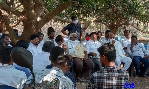 పార్టీని వీడేది లేదన్న మాజీ ఎంపీ.. అవన్నీ అసత్య ప్రచారాలే అంటూ..