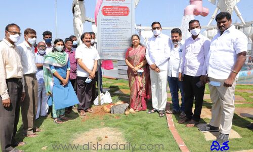 మిషన్ భగీరథ ఫౌంటెన్‌ను ప్రారంభించిన ప్రభుత్వ చీఫ్ విప్