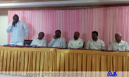 ఆయనపై అసత్య ఆరోపణలు తగదు.. ఖమ్మం క్రెడాయ్‌ అధ్యక్షుడు