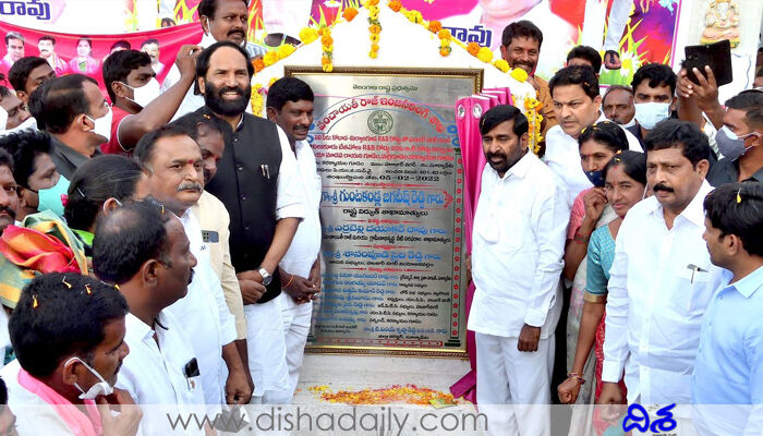 రాజకీయాలకు అతీతంగా కలిసి పనిచేద్దాం.. పిలుపునిచ్చిన మంత్రి రాజకీయాలకు అతీతంగా కలిసి పనిచేద్దాం.. పిలుపునిచ్చిన మంత్రి