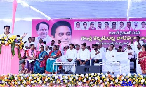 ప్రధానివి పనికిమాలిన మాటలు.. మంత్రి కేటీఆర్ సీరియస్