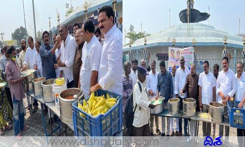 ఘనంగా మంత్రి పువ్వాడ వివాహ వార్షికోత్సవ వేడుకలు