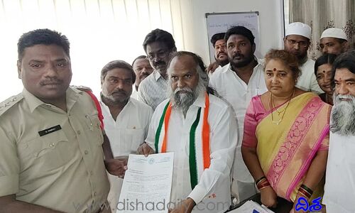 ఆ రాష్ట్ర ముఖ్యమంత్రిపై పోలీస్ స్టేషన్‌లో పిర్యాదు చేసిన.. జగ్గారెడ్డి