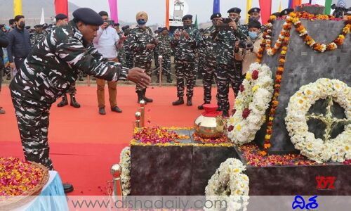 పుల్వామా మృతులకు సీఆర్‌పీఎఫ్ నివాళులు
