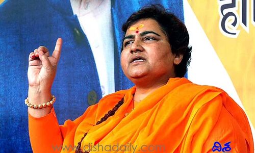 షాకింగ్.. ఏకంగా మహిళా ఎంపీకే ఆ వీడియోలు పంపిన యువకులు..