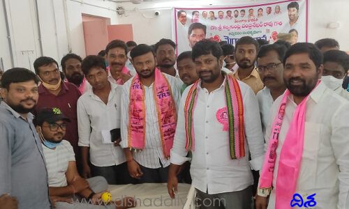 దేశానికి రోల్ మోడల్ కేసీఆర్: ఎమ్మెల్యే దుర్గం చిన్నయ్య