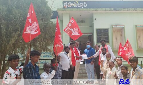 డబుల్ బెడ్‌రూం ఇళ్లు అర్హులకే ఇవ్వండి.. సీపీఐ