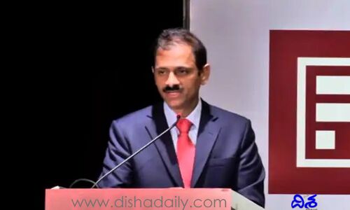 సహాయకులకు రూ. 3.9 కోట్ల విలువైన షేర్లు కానుకగా ఇచ్చిన ఐడీఎఫ్‌సీ బ్యాంకు సీఈఓ!