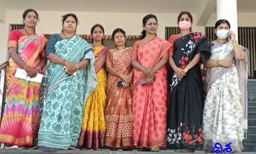 కేసీఆర్ ఇలాకాలో భారీ అవకతవకలు.. మహిళా కౌన్సిలర్లకు దక్కని గౌరవం