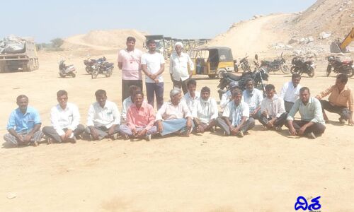 టీఎంసీ పనులను అడ్డుకున్న గ్రామస్తులు.. రిజర్వాయర్ ప్రారంభంతో ఆందోళన