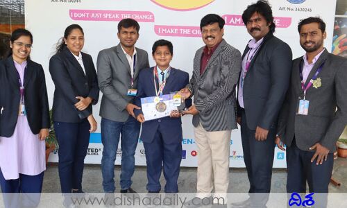 6వ త‌ర‌గ‌తి విద్యార్థికి గోల్డ్ మెడల్