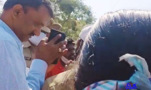కీసర గుట్ట బ్రహ్మోత్సవాలలో.. పారిశుధ్య కార్మికులకు ఘెర అవమానం!