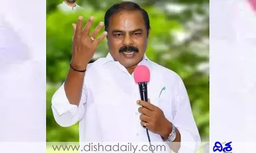 సీఎంపై మాజీ ఎమ్మెల్యే కొమ్మూరి కీలక వ్యాఖ్యలు.. ఆ పాపం కేసీఆర్‌దే అంటూ..