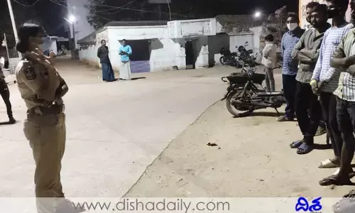 రాత్రి గస్తీకి యువత ముందుకు రావాలి: ఎస్సై శ్వేతా