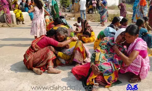 పైతర‌లో ఉద్రిక్తత.. న్యాయం చేయాలని మృతుడి కుటుంబీకుల ఆందోళన
