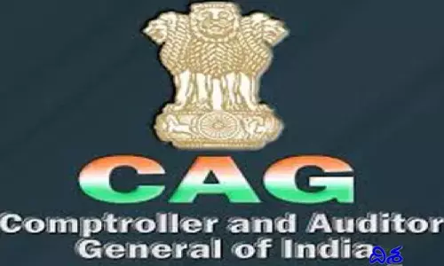 CAG ఎవరితో సమాన హోదాను కలిగి ఉంటాడు.??