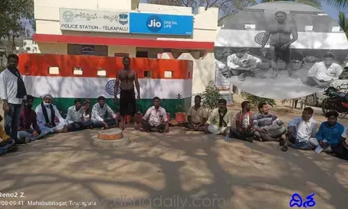 బాత్రూం నుండి లాక్కొచ్చి ముందస్తు అరెస్ట్..