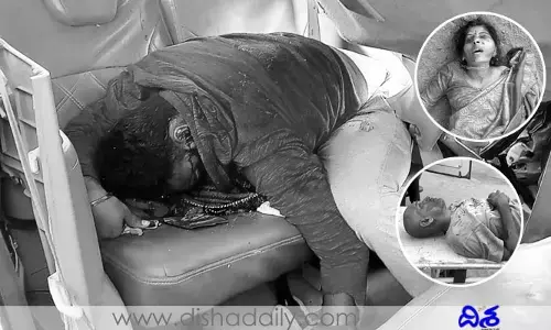 హుజురాబాద్‌లో ఘోర ప్రమాదం.. ఇద్దరు దుర్మరణం
