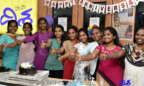 దిశ కార్యాలయంలో మహిళా దినోత్సవం సెలబ్రేషన్స్