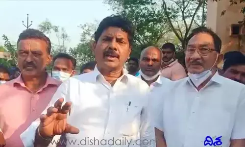 సింగరేణిలో ప్రమాదాలు వారిద్దరి వల్లే జరుగుతున్నాయి: వైవి రావు
