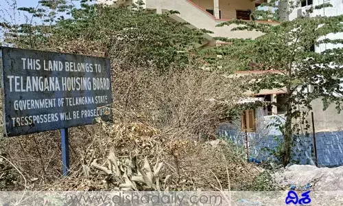 బాచుపల్లిలో ప్రభుత్వ స్థలం కబ్జా