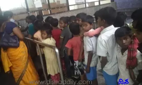 పాఠశాలలో  ఫుడ్ పాయిజన్.. 28 మంది విద్యార్థులకు అస్వస్థత!