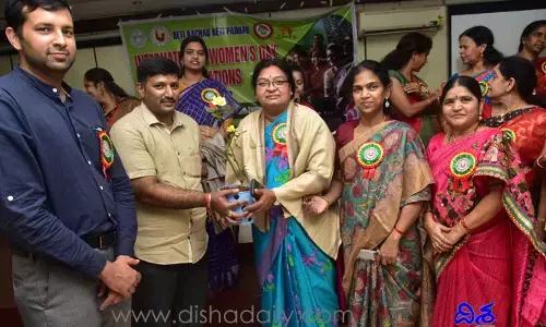 మహిళలు తలుచుకుంటే చేయలేనిది ఏమీ లేదు: కలెక్టర్ అమోయ్ కుమార్