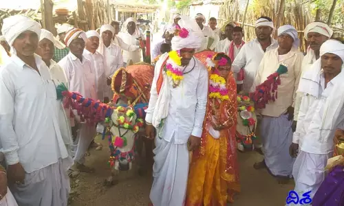అల్లుడికి అదిరిపోయే కట్నం ఇచ్చిన మామ!