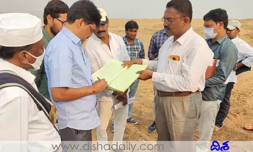 దిశ ఎఫెక్ట్‌.. క్వారీలను స్వయంగా తనిఖీ చేసిన అదనపు కలెక్టర్