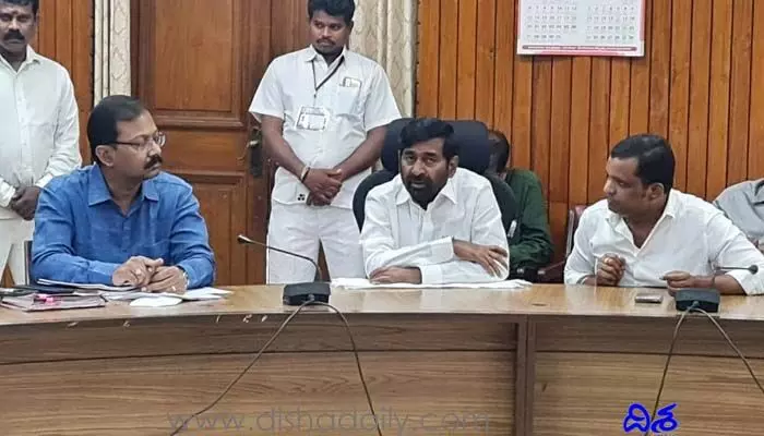 యాదాద్రి తరహాలో ఆ ఆలయాన్ని అభివృద్ధి చేస్తాం: మంత్రి జగదీష్ రెడ్డి యాదాద్రి తరహాలో ఆ ఆలయాన్ని అభివృద్ధి చేస్తాం: మంత్రి జగదీష్ రెడ్డి