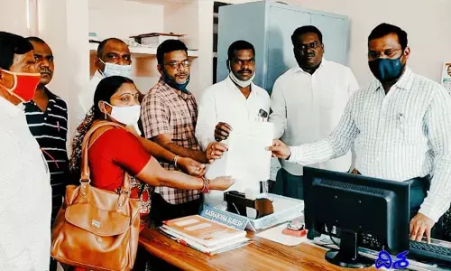 అగ్రిగోల్డ్ బాధితులను ప్రభుత్వం ఆదుకోవాలి