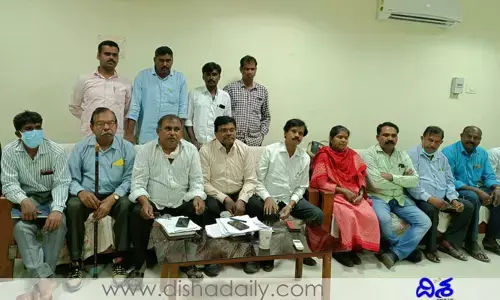 సింగరేణి నిర్లక్ష్యం వల్లే అడ్రియాల గని ప్రమాదం: పౌర హక్కుల సంఘం నేతలు