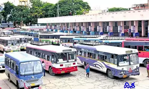దివ్యాంగులకు ఉచిత బస్సు పాసు మేళా