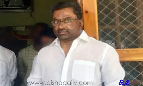 వైఎస్ వివేకా హత్య కేసులో ఇద్దరు బడా నేతలు: డీఎల్ రవీంద్రారెడ్డి