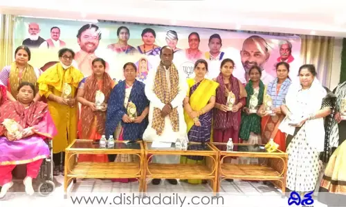 మహిళలు అన్ని రంగాల్లో రాణించడం మంచి పరిణామం: లక్ష్మణ్