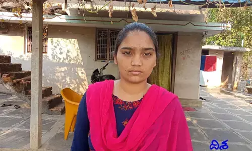 NEETలో 321 స్టేట్ ర్యాంక్.. కానీ చదువుకొనలేని పరిస్థితి..