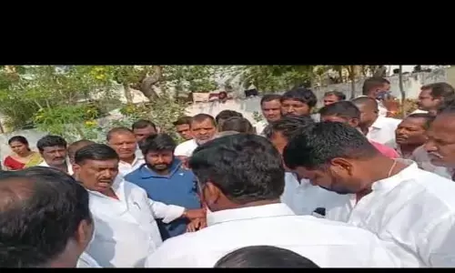 శంకుస్ధాపన కార్యక్రమానికి ఎమ్మెల్యే గూడెం మహిపాల్ రెడ్డి.. నిలదీసిన ఎంపీటీసీ