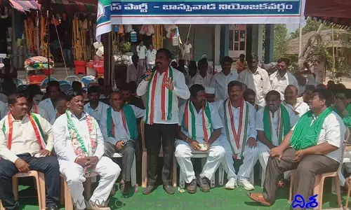పోచారం స్పీకర్ కాదు.. కేసీఆర్ ఇంట్లో స్వీపర్: మానాల మోహన్ రెడ్డి