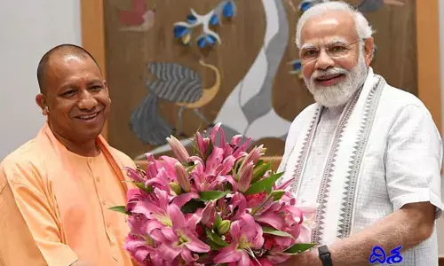 ప్రధాని మోడీని కలిసిన యూపీ సీఎం.. రాష్ట్ర కేబినేట్ ఏర్పాటుపై చర్చ!