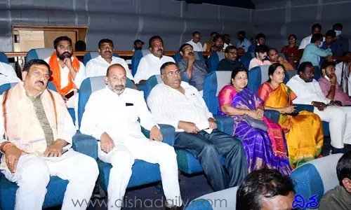 పాతబస్తీలో చేతకాని దద్దమ్మ.. కంటోన్మెంట్‌లో కరెంట్ కట్ చేస్తానంటావా?